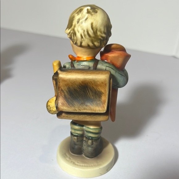 Vintage Hummel Boy Figurine with Backpack Little Scholar. GH102 - Picture 3 of 6